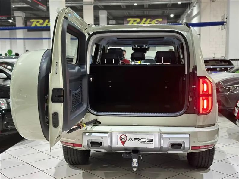 Denza B5 4WD, foto 9 de 15