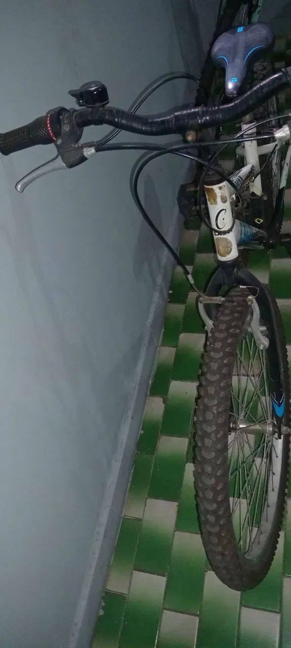 Bicicleta aro 24 - Foto 4