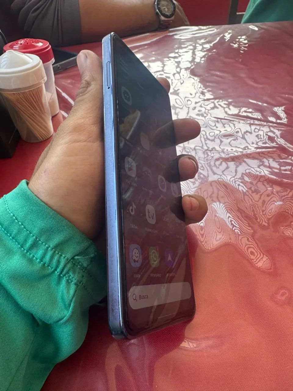 Vende ou troco por iPhone  - Foto 3