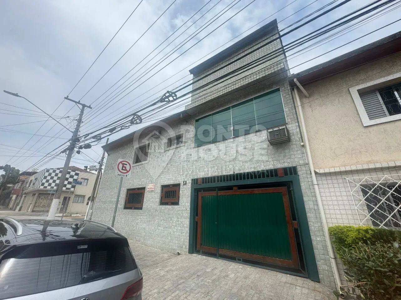 Sobrado comercial para locação no Ipiranga com ar-condicionado e 2 vagas