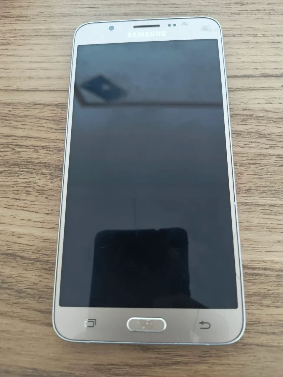 Celular J7 metal