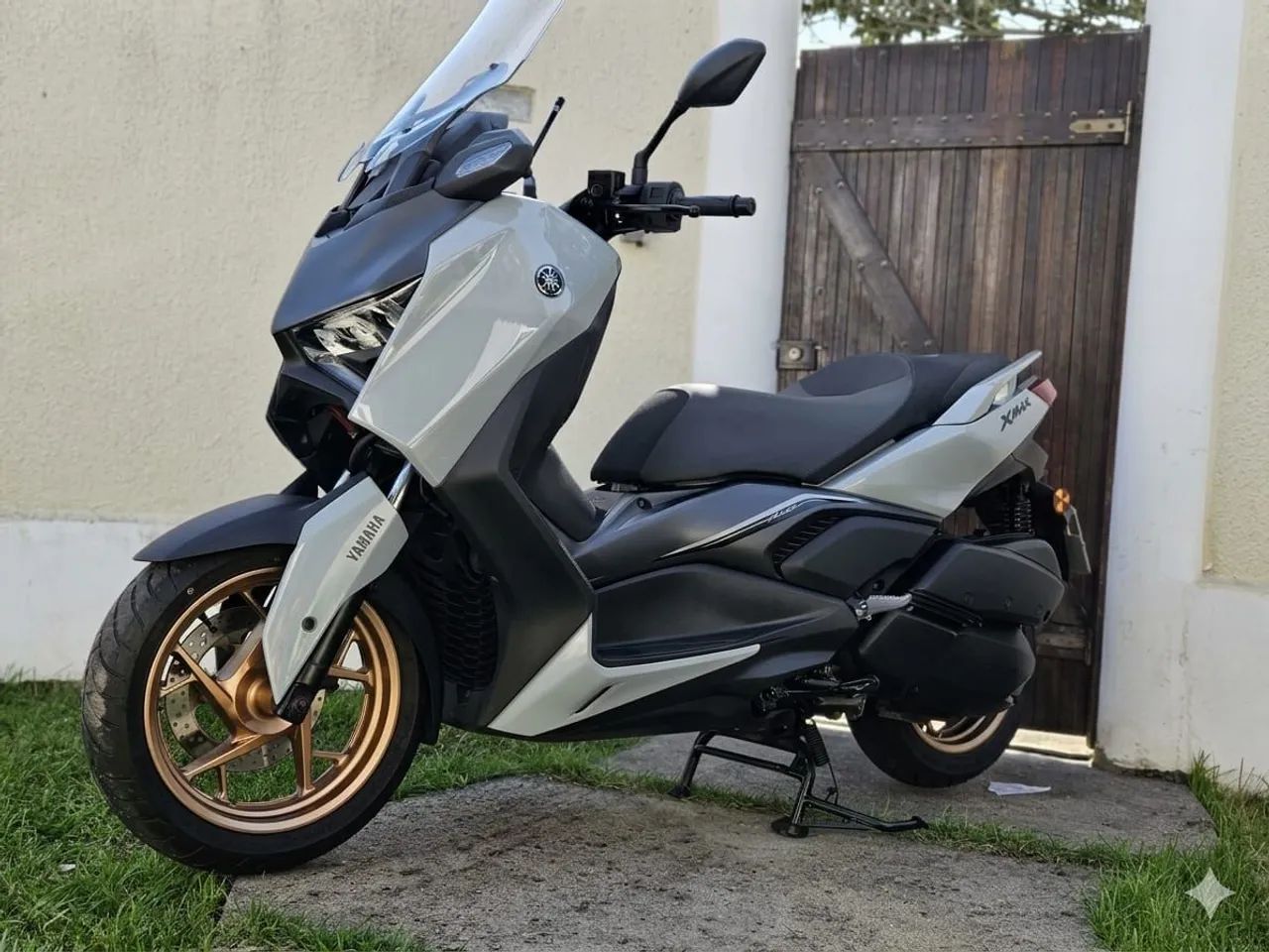 Nova Xmax 300 Connected 2026 - Foto 4