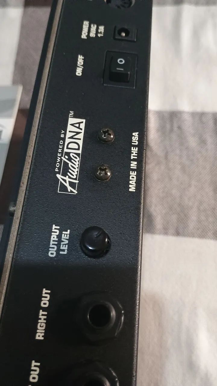 Vendo pedaleira Digitech GNX1 zerada  - Foto 5