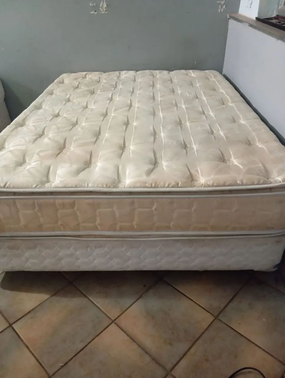 Cama box casal colchão  de molas ensacadas - Foto 3
