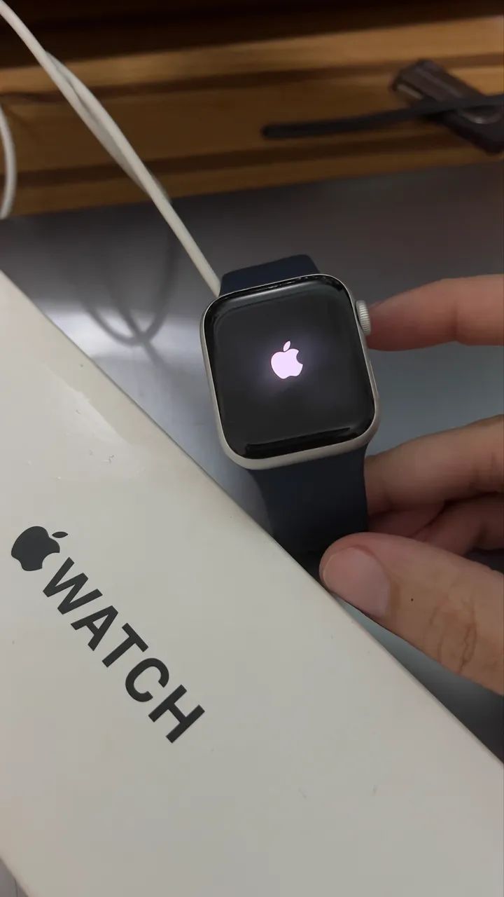 Apple Watch SE (2ª Gen) 40mm GPS