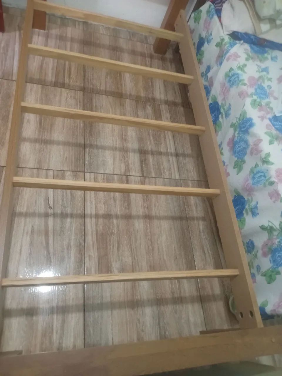 Vendo cama 250 reais  - Foto 2