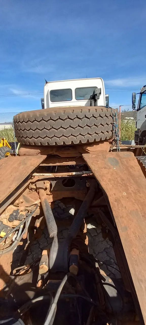Cavalo mecânico 6X4 Axor 3344  ano 2019 BAIXO KM - Foto 6