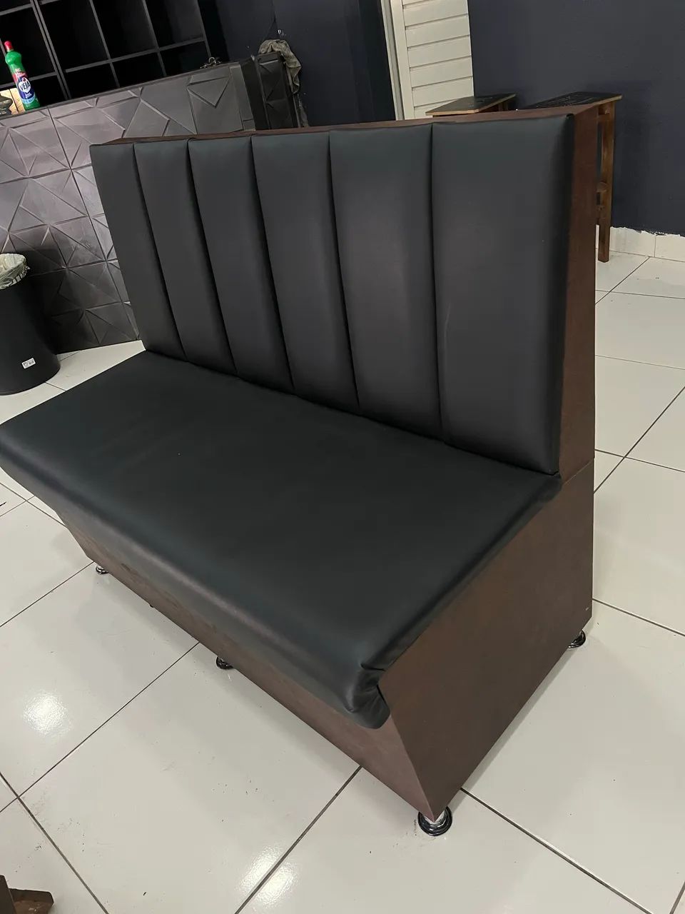 Sofá para adega e lounge  - Foto 3