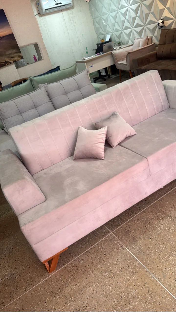 Sofá Canadá luxo novo e embalado disponível 