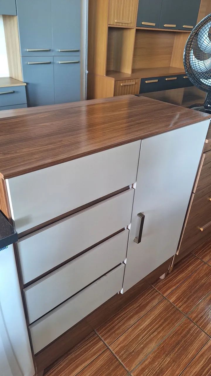 Cômoda nova