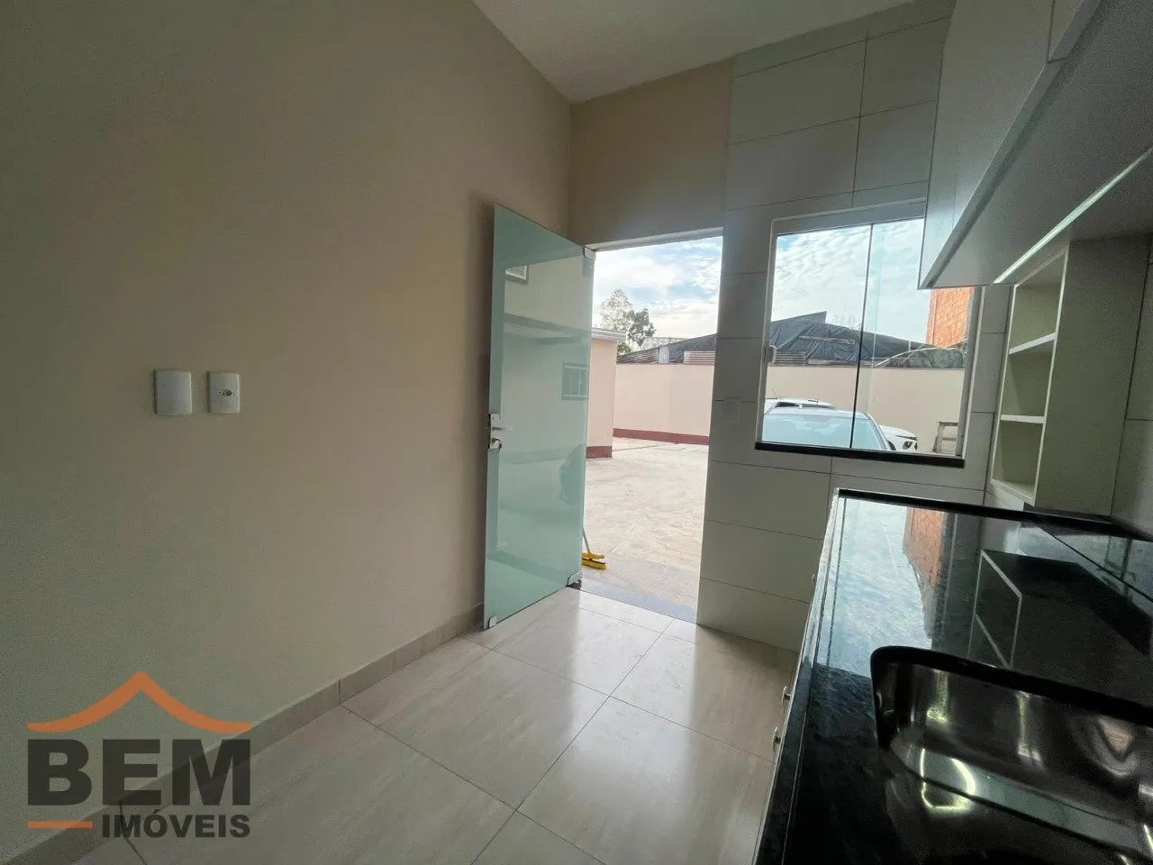 Kitnet para alugar com 1 quarto e 30 m² no bairro Cidade Nova, em Itajaí. - Foto 2