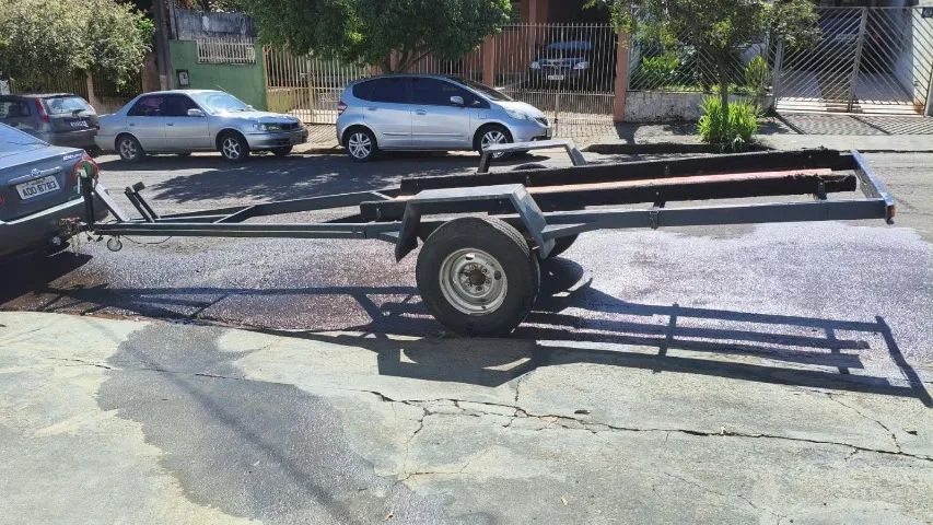 Carreta para barco de 6 metros