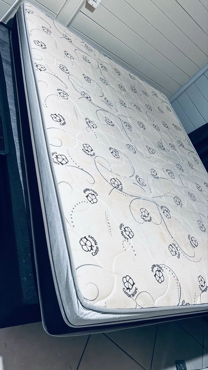 Colchão Queen em ótimo estado.  - Foto 3