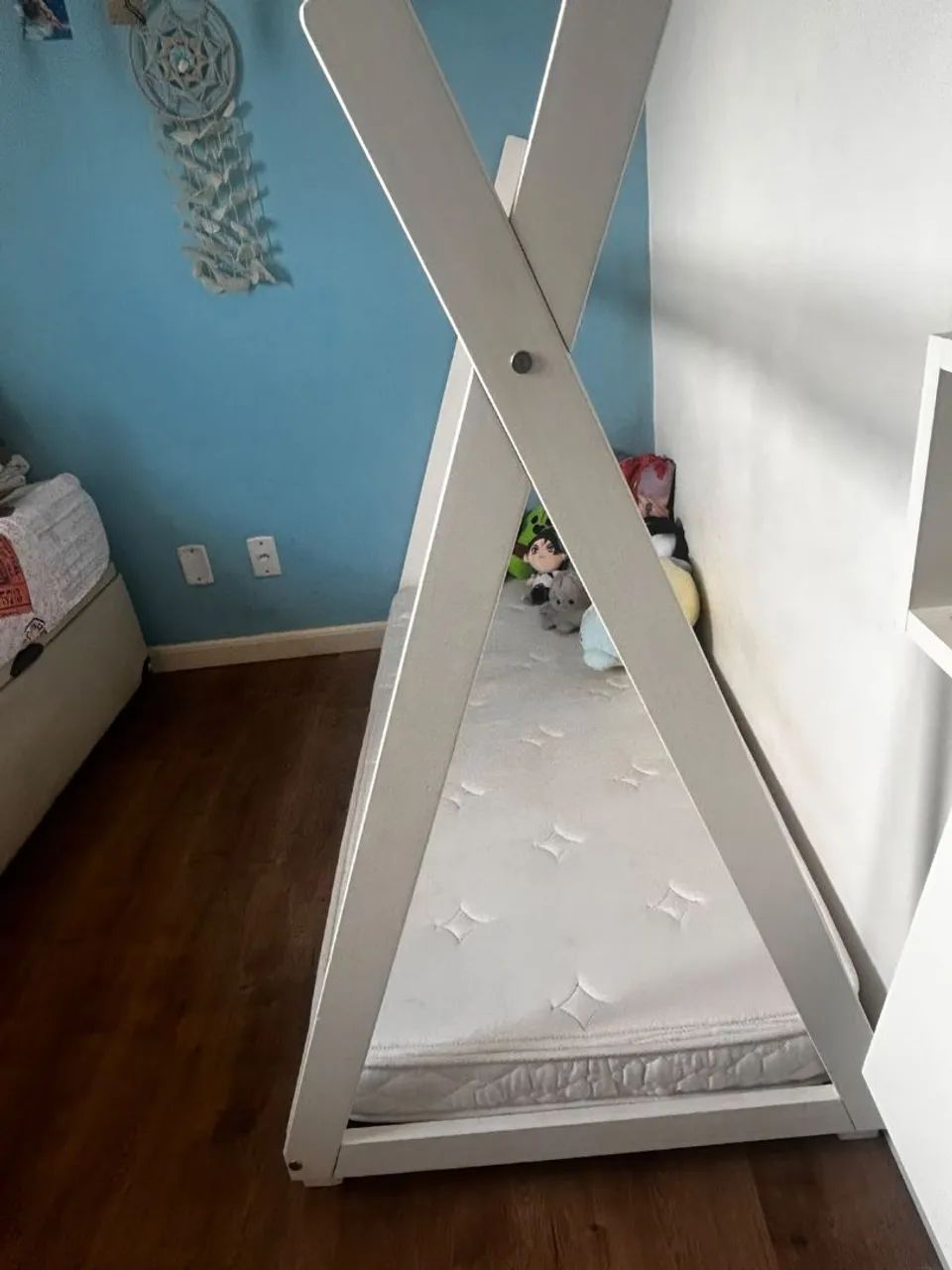 Cama infantil usada com colchão 