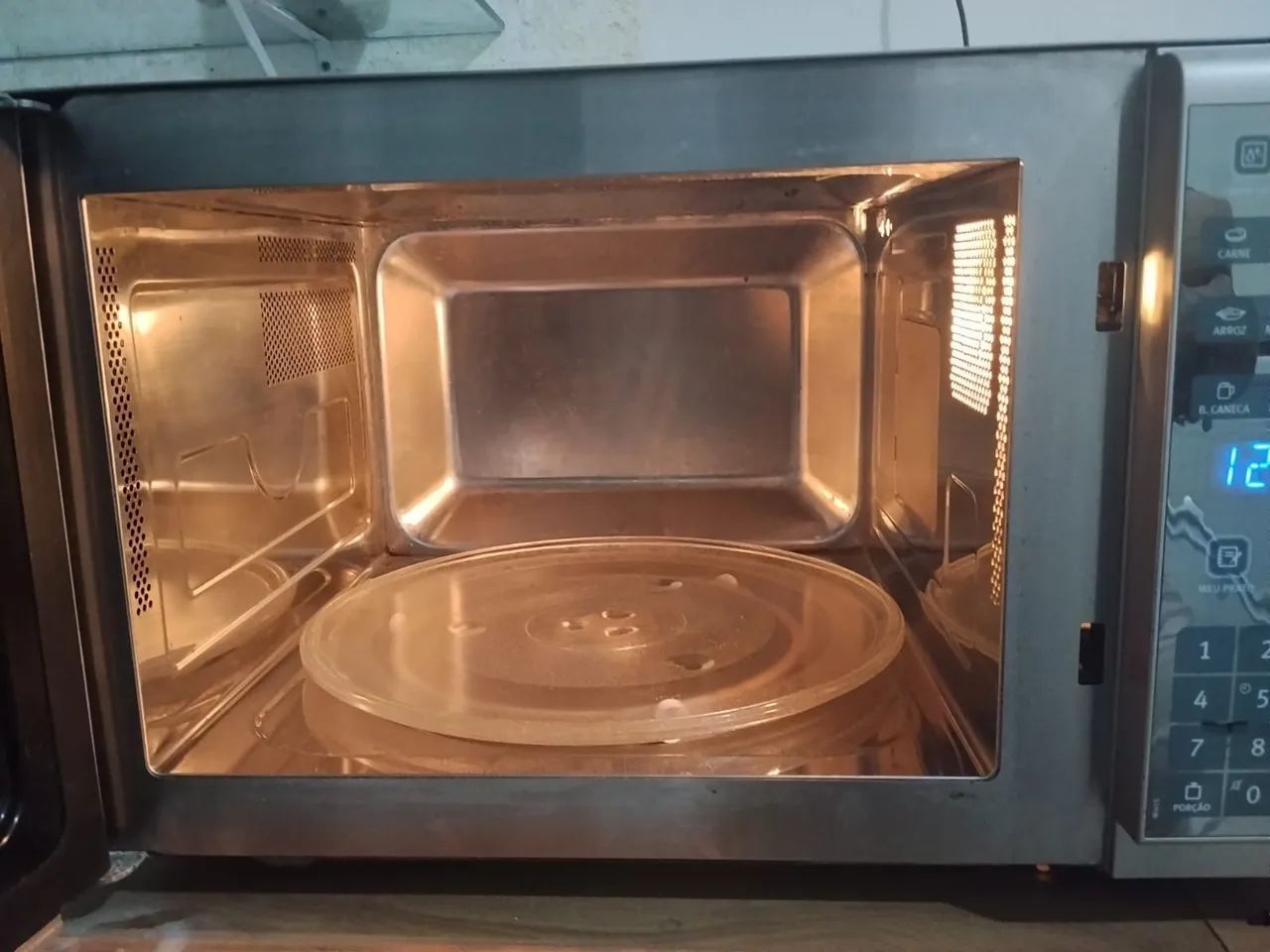 Microondas Eletrolux 31 litros inox  - Foto 4