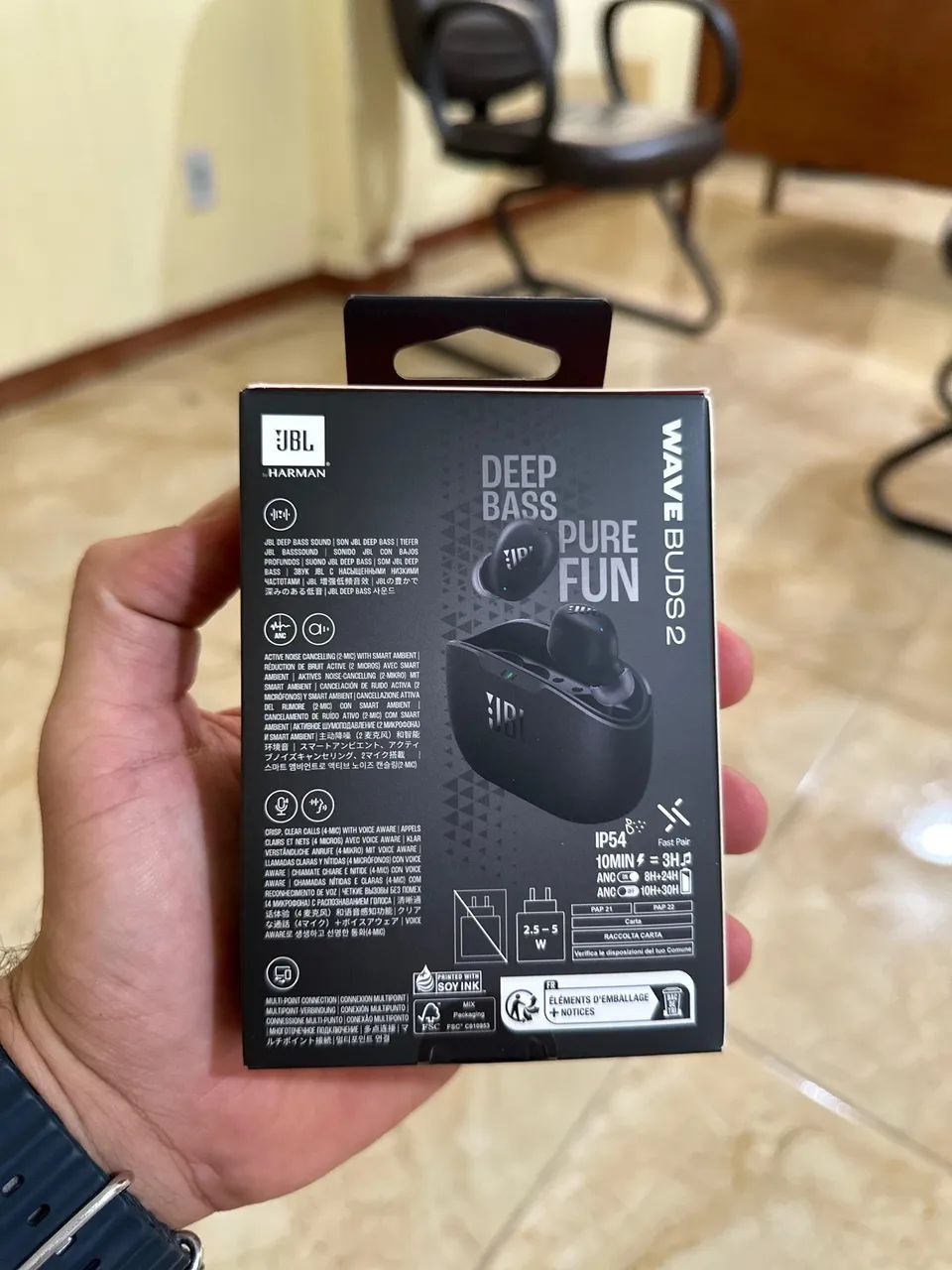 Fone JBL Wave Buds 2 Preto  - Foto 2