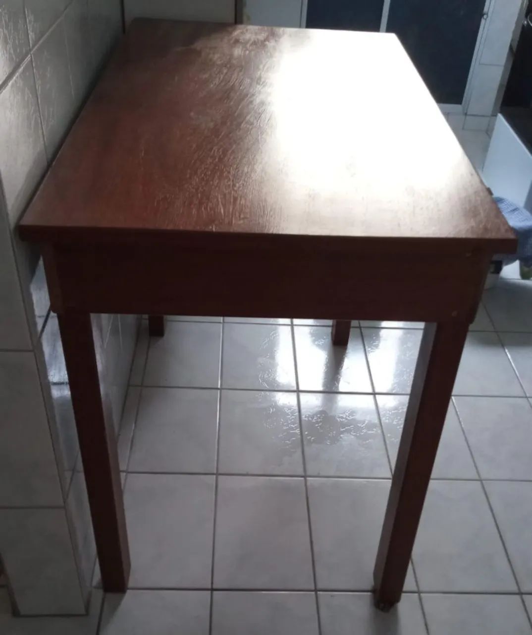 Cômodas e Mesa de Madeira - Foto 3