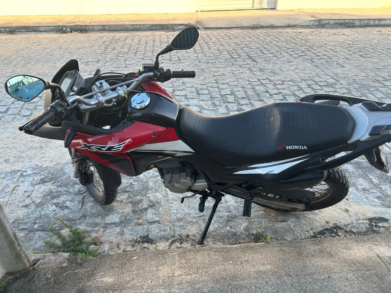 XRE 300