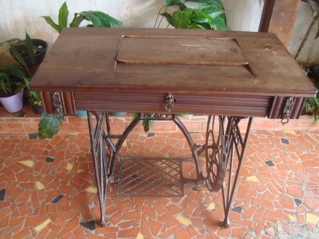 Antiguidade Maquina de Costura PFAFF 31 década de 30 - Foto 5
