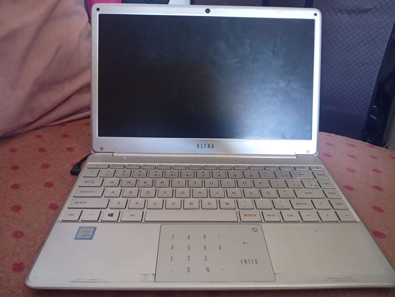 Notebook ultra 4gb de ram, 128gb de armazenamento