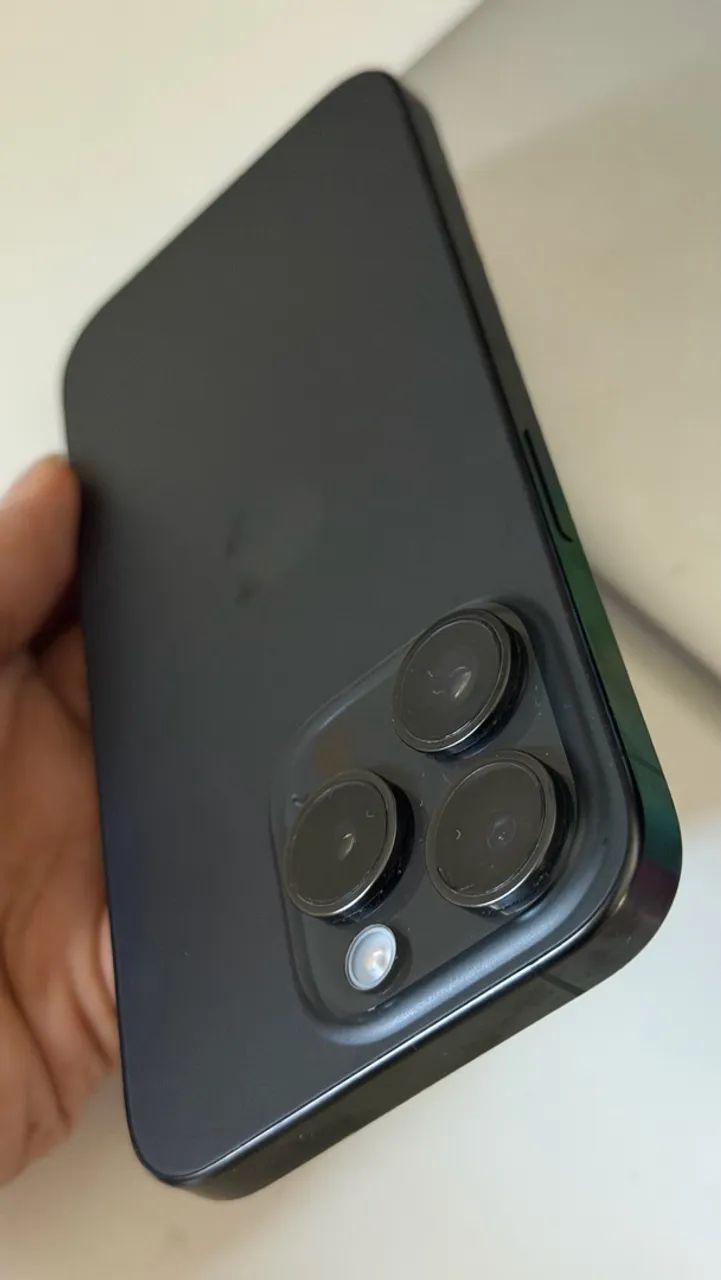 iPhone 15 Pro  - Foto 3