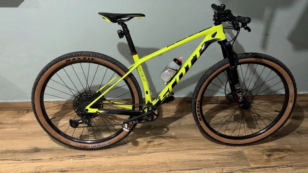 Scott scale 940 carbono 
