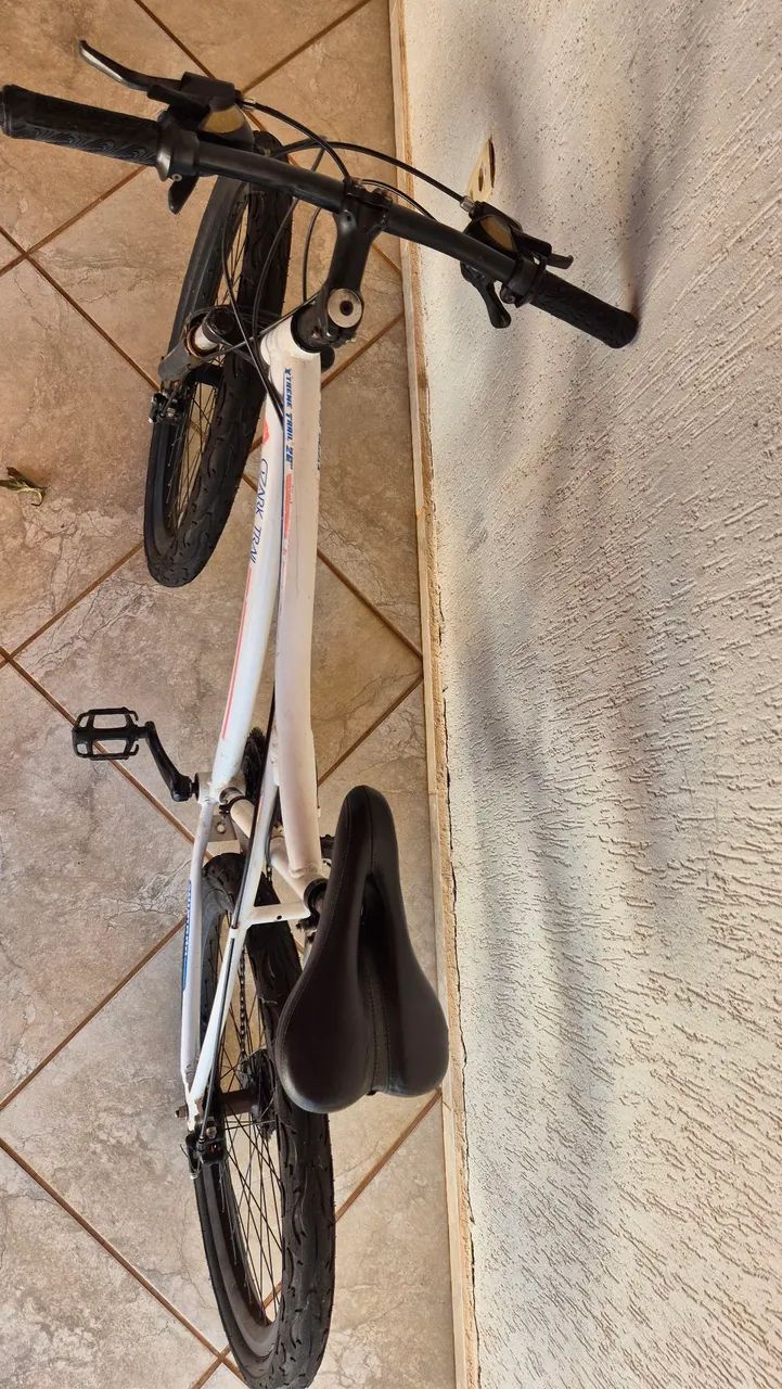 Bicicleta aro 26, 21 marchas - Foto 4