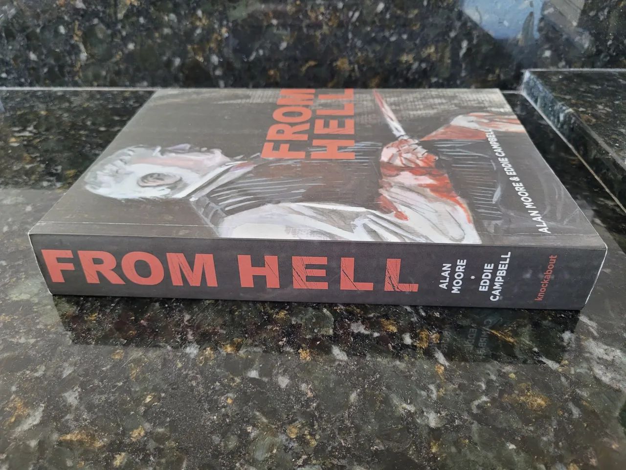 HQ From Hell - Alan Moore em Inglês - Do Inferno - Foto 3