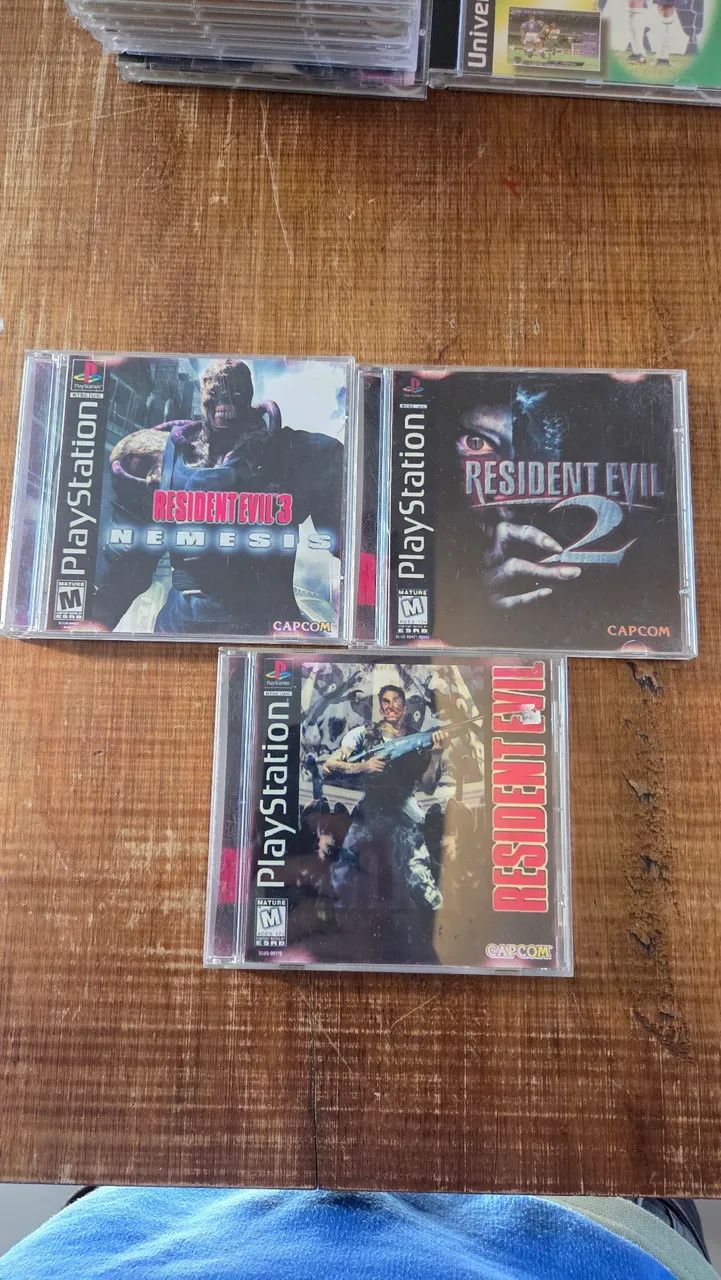 COLEÇÃO RESIDENT EVIL - PLAYSTATION 1 - Foto 3