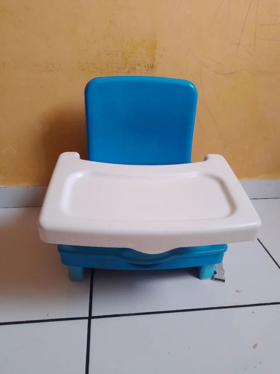 Vendo cadeirinha de alimentação 