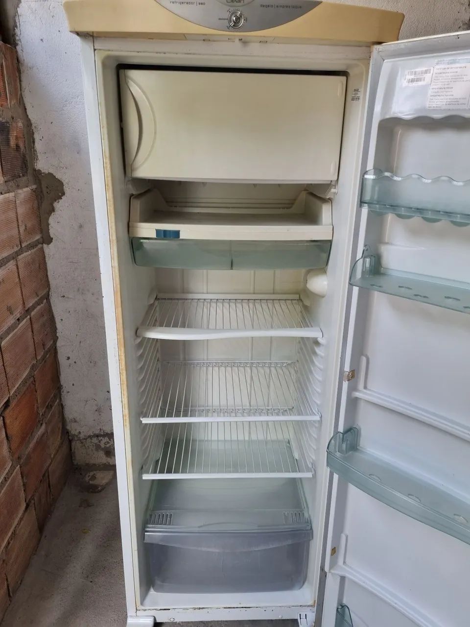 Geladeira bem consevada - Foto 2