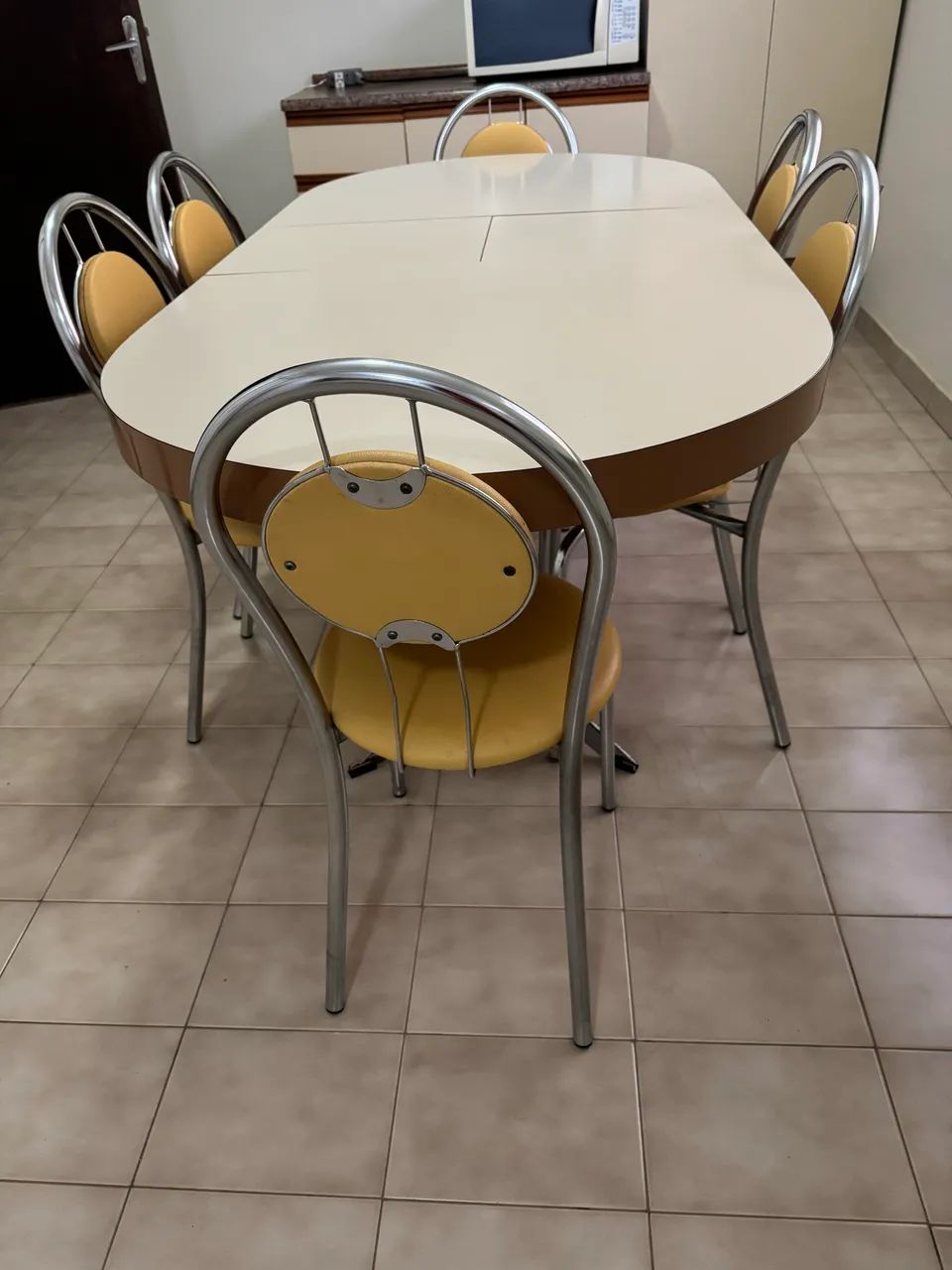 Mesa 6 lugares Brigatto e 6 cadeiras - usado - Foto 4