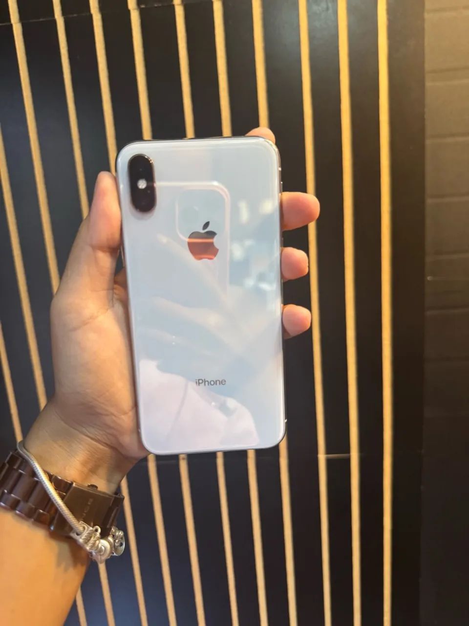 iPhone X