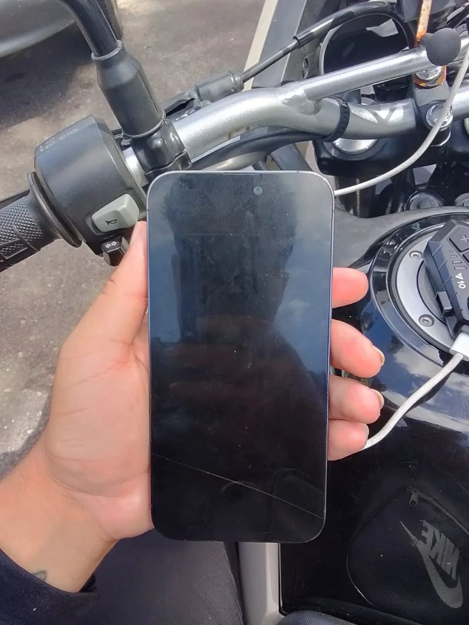 iPhone 14 Pro Max , tela e bateria trocada e um pequeno risco na tela  - Foto 5