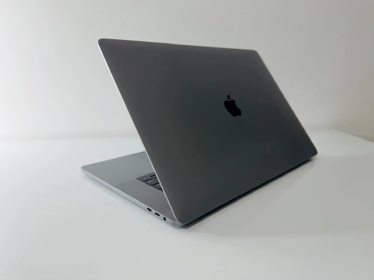 美品 16 Pro MacBook model. TouchBar 2K Retina Pro MacBook MacBook本体