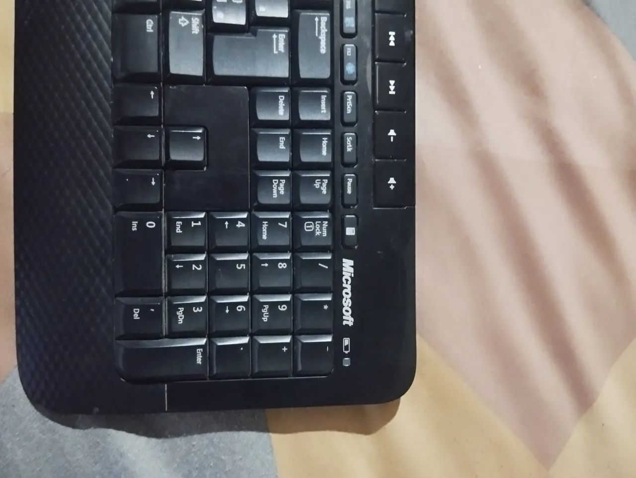 Teclado Microsoft Wireless Keyboard 2000 - Foto 2