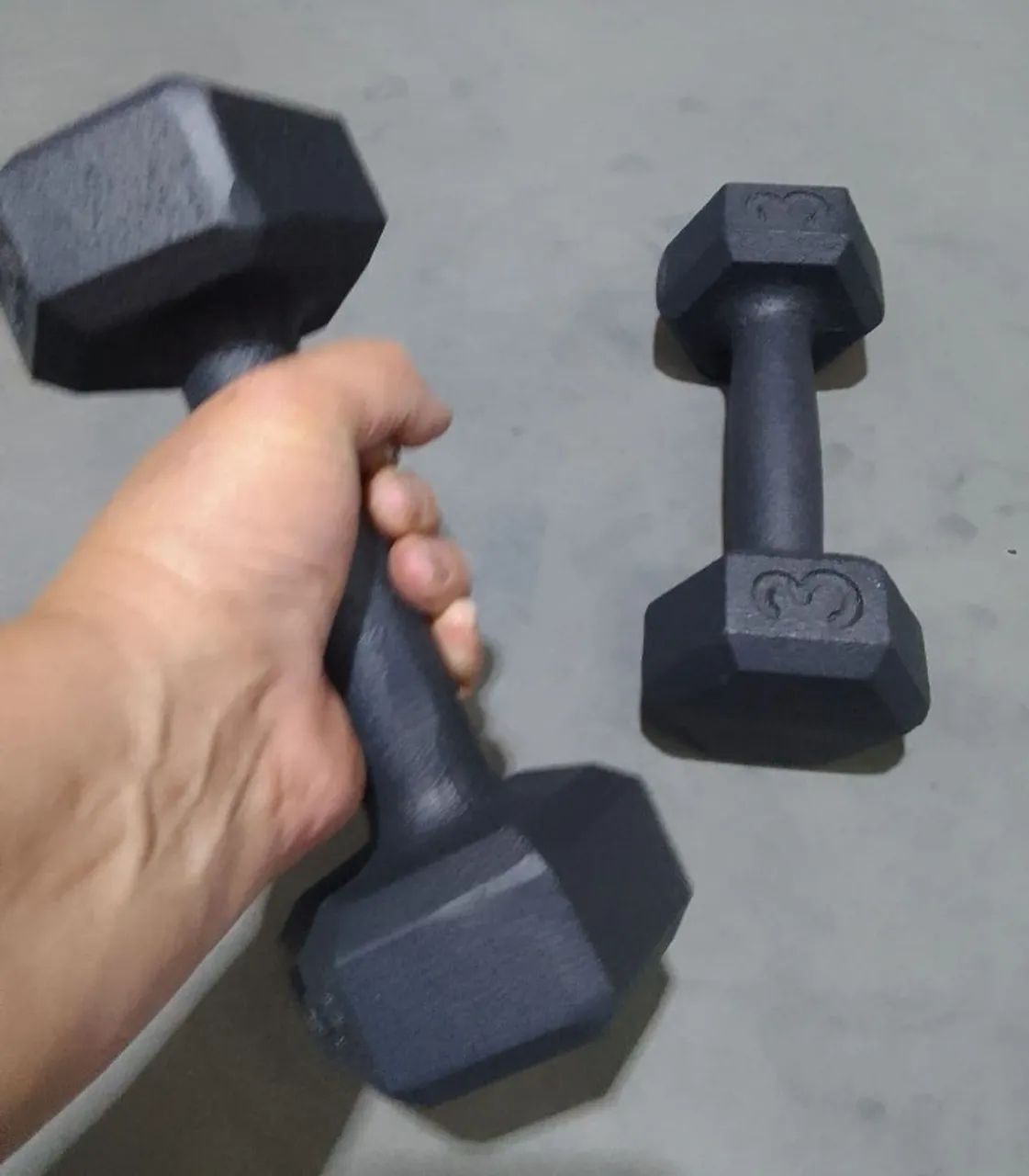 Halteres Sextavado Ferro 3kg  - Foto 2