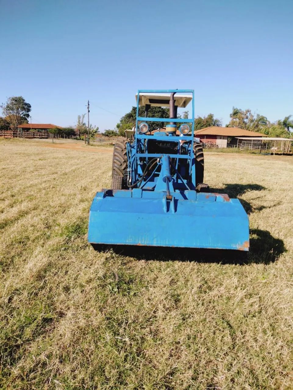 Trator Ford 6600 - 4x2 - Foto 4