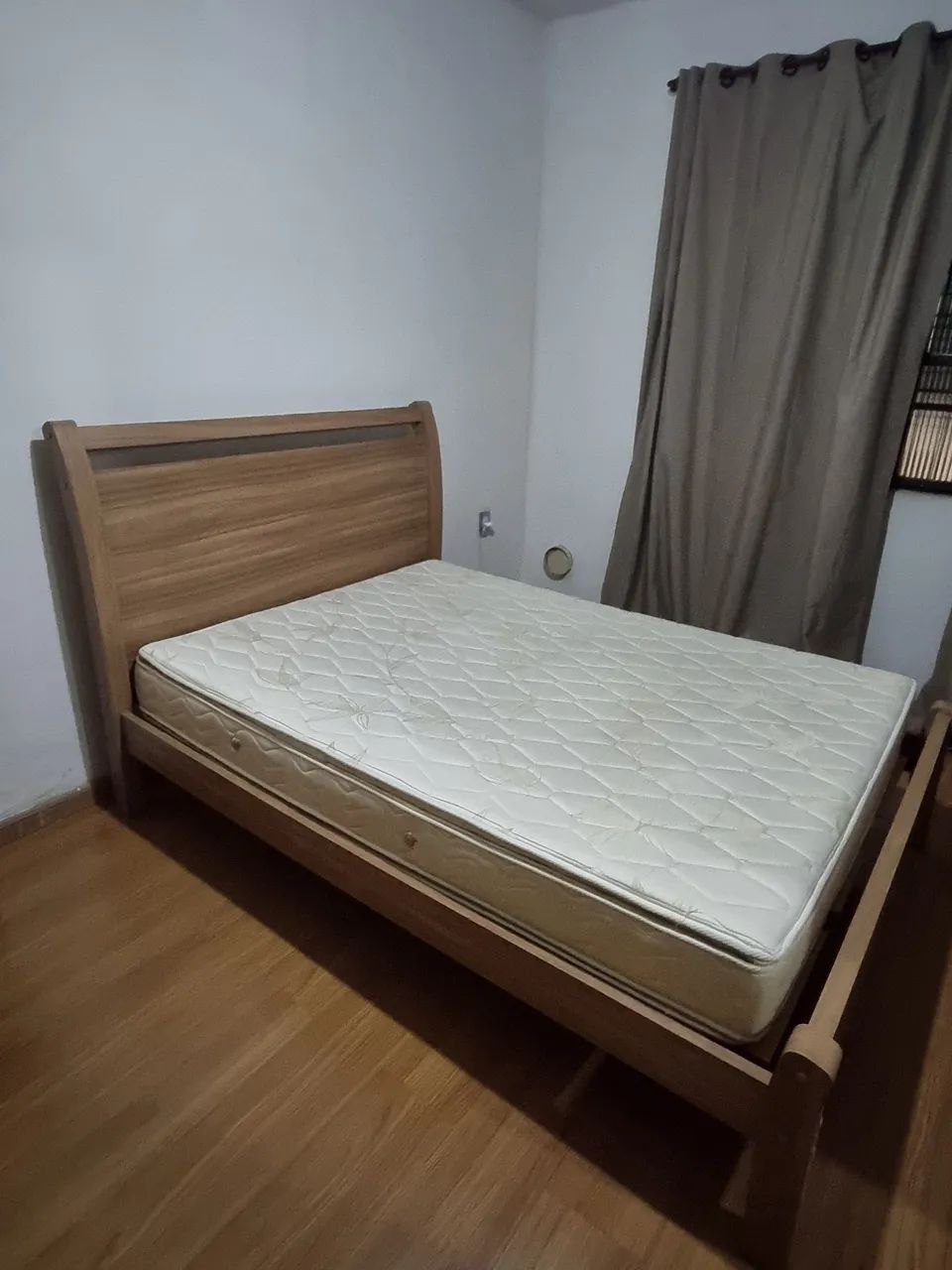 Cama de casal com colchão  - Foto 2