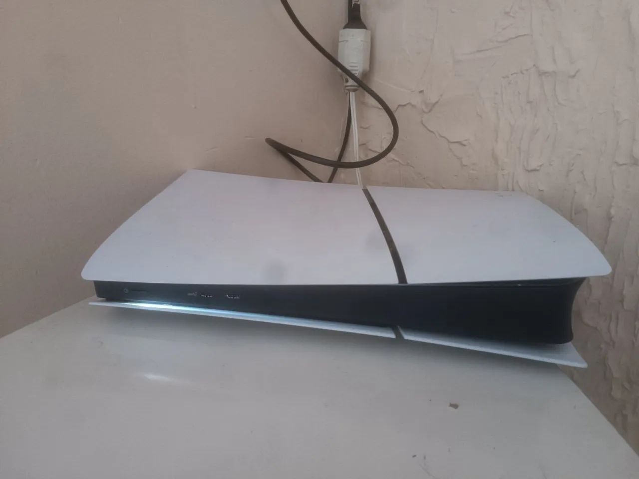 VENDO PLAYSTATION 5 SLIM 1TB - Foto 3