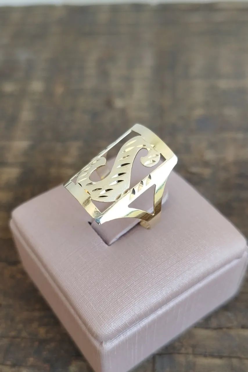 Anel ouro 18k, Letra S, vazado - aro 20