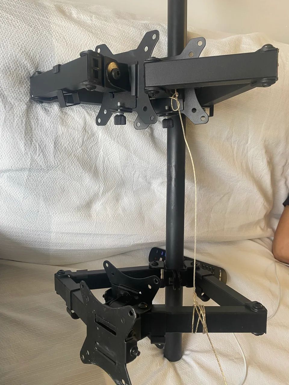 Suporte para 4 monitores 