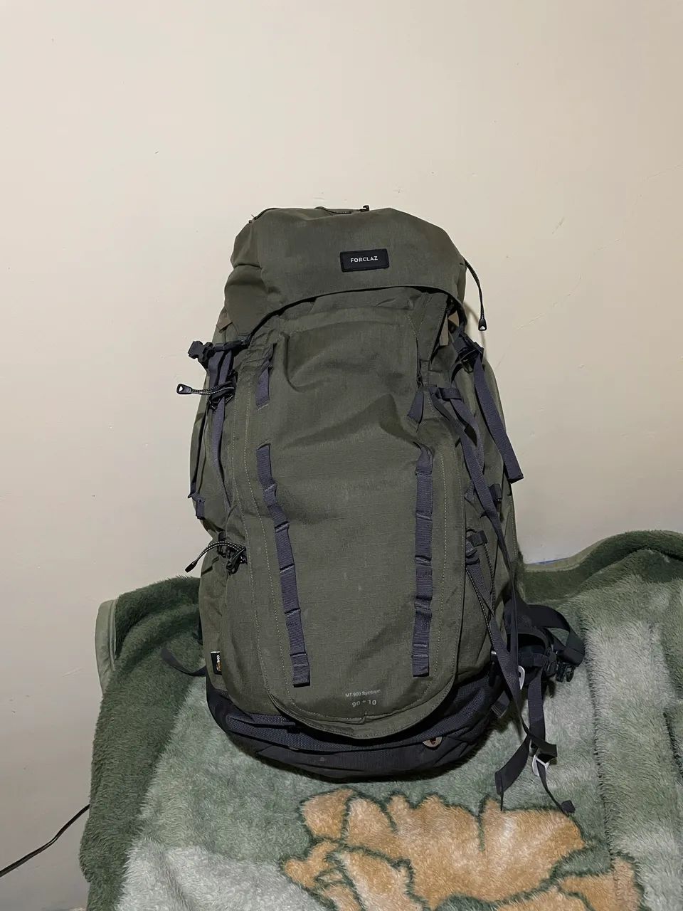 Mochila de trilha Forclaz 90+10L  - Foto 3