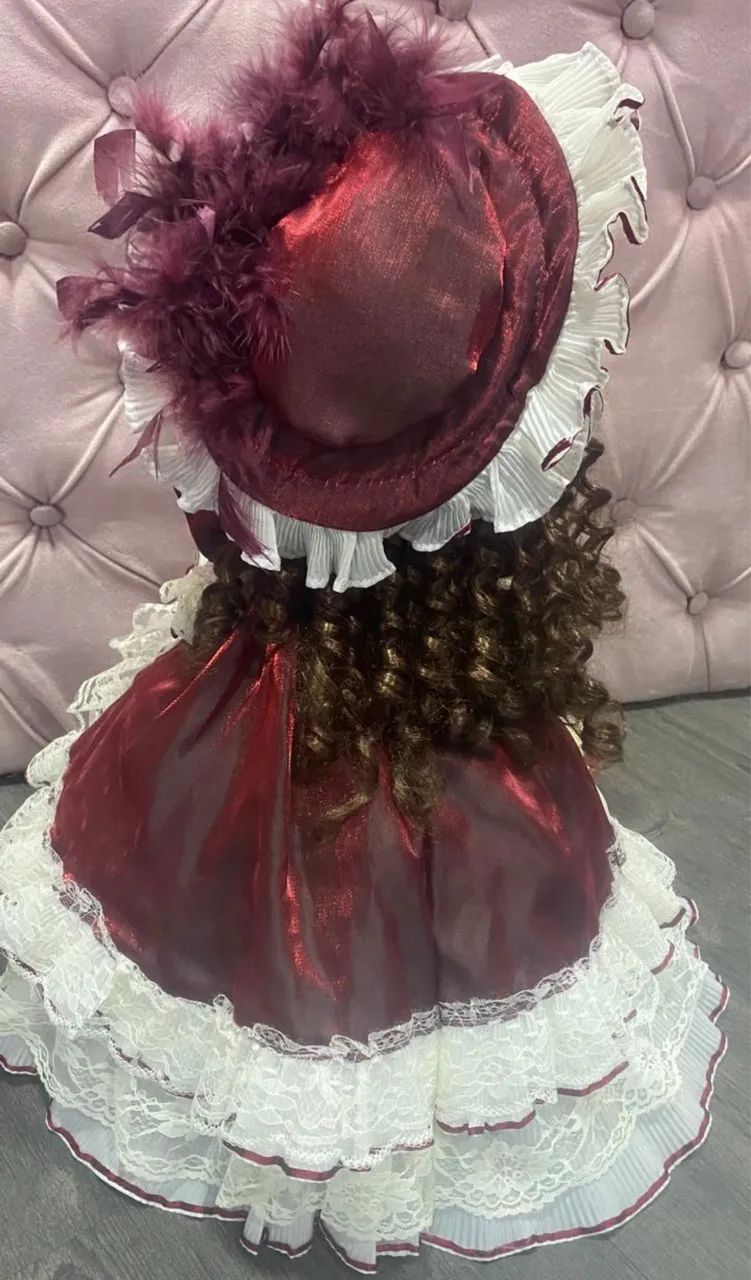 Boneca antiga de porcelana  - Foto 2