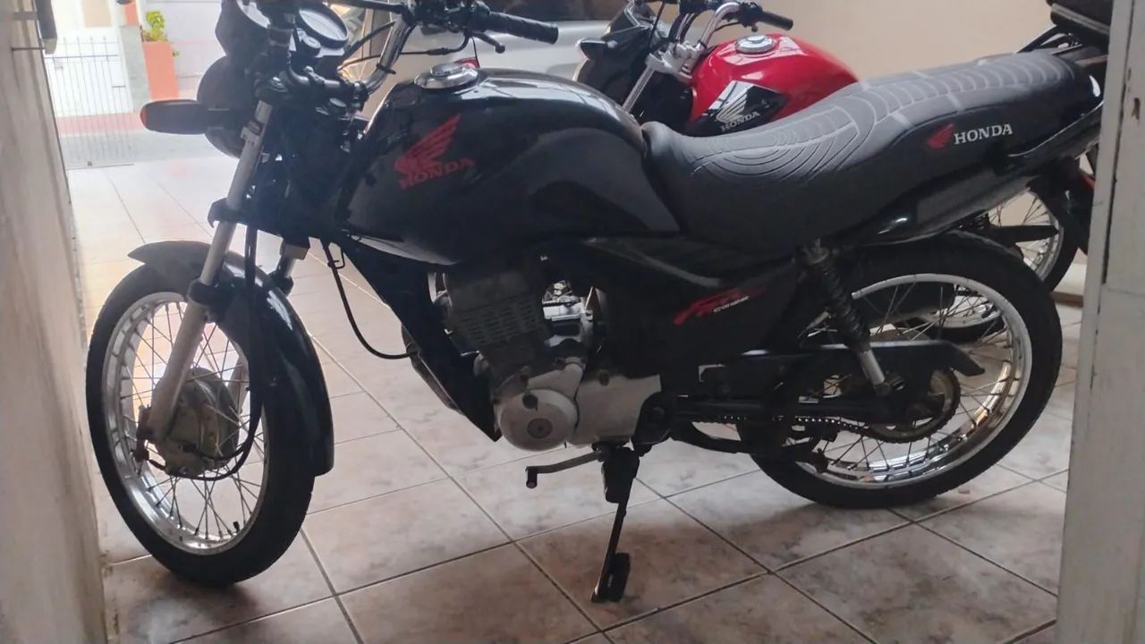 Moto CG 2012 - Foto 2