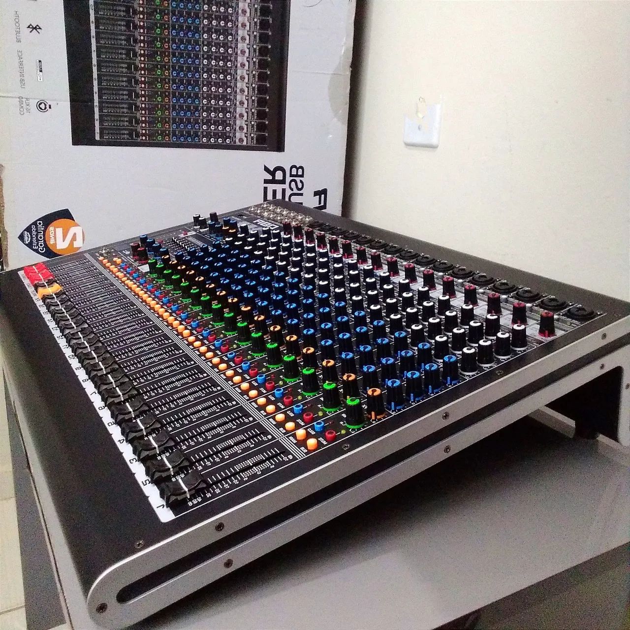 Mesa de Som DBR DM16 USB Interface de áudio451035590957486080