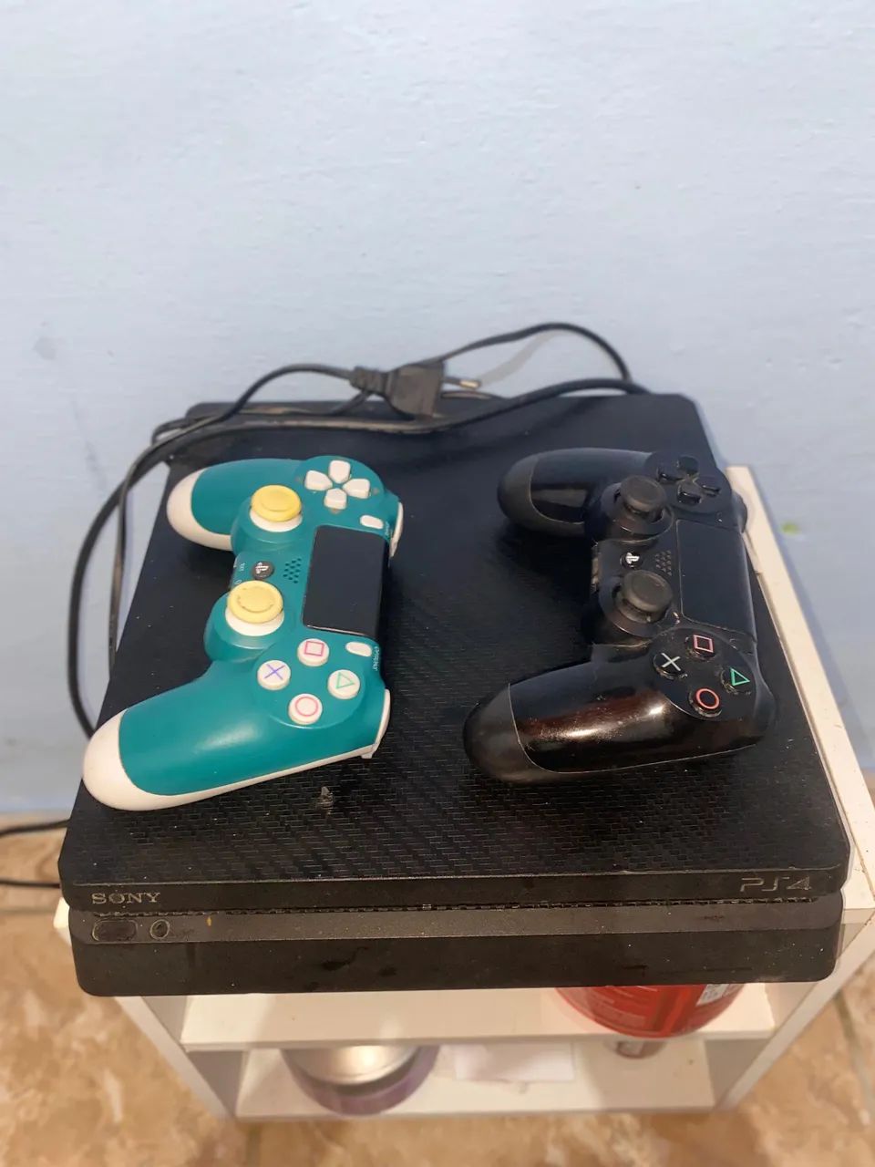 PS4 slim 1tb - Foto 2