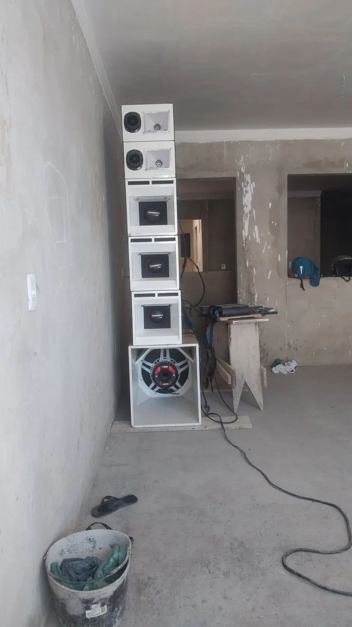 Som completão só pegar e tocar com mesa de 3 canais - Foto 2