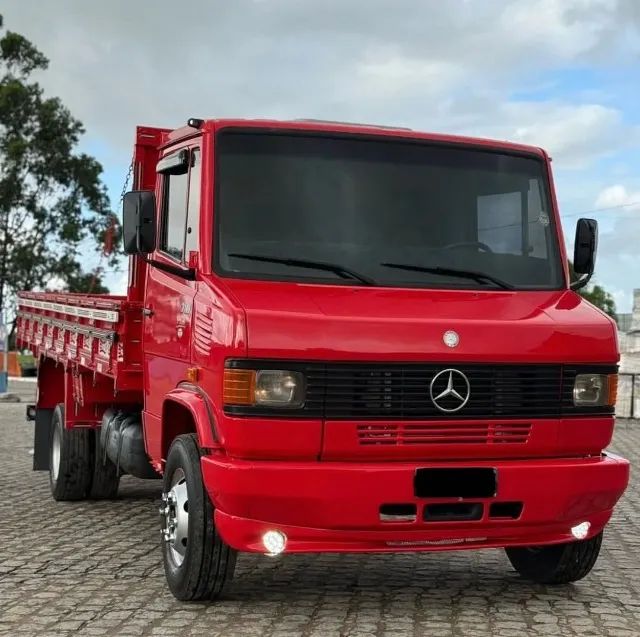 MB 710 - 2010 - Foto 2
