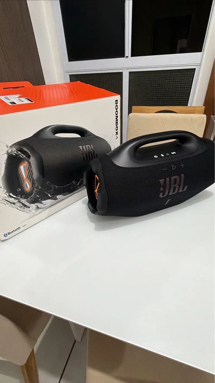 JBL BOMBOM 4